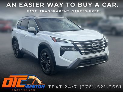 Used 2025 Nissan Rogue SL w/ Tech Package