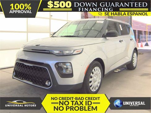 Used 2020 Kia Soul LX FWD image 1