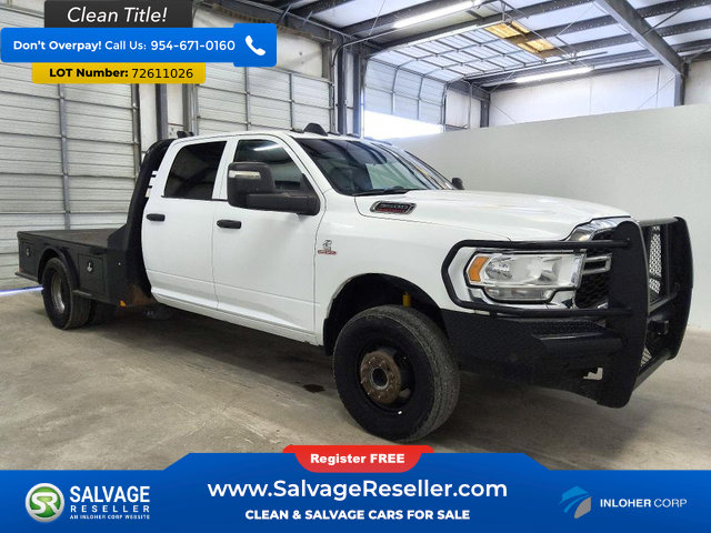 Used 2024 RAM 3500 Tradesman w/ Chrome Appearance Group AWD/4WD image 5
