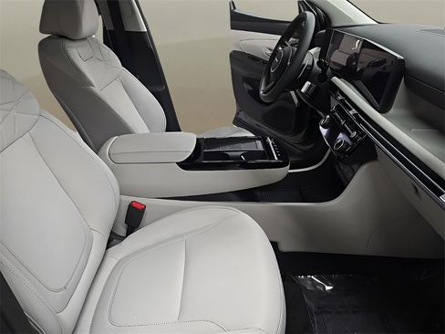 New 2025 Hyundai Tucson SEL image 20