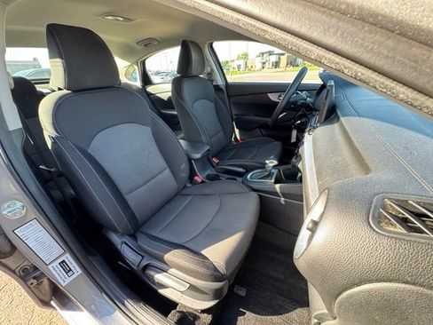 Used 2024 Kia Forte LXS FWD image 11