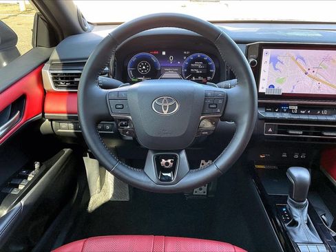 Used 2025 Toyota Camry XSE w/ Premium Package FWD image 9