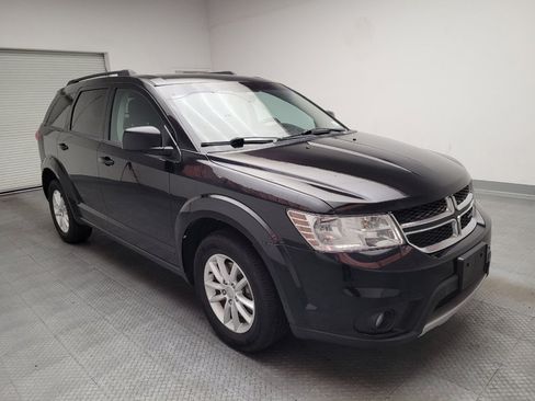Used 2016 Dodge Journey SXT w/ Comfort/Convenience Group AWD/4WD image 13