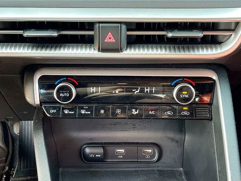 Used 2024 Kia K5 GT-Line w/ GT-Line Premium Package image 15