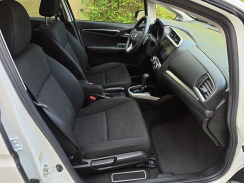 Used 2016 Honda Fit EX image 25