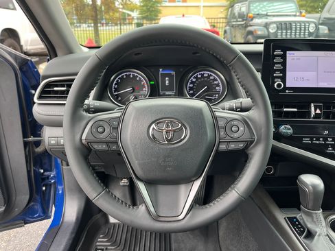 Used 2023 Toyota Camry SE image 26