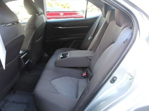 Used 2019 Toyota Camry LE w/ Carpet Mat Package FWD image 23