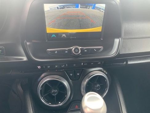 Used 2018 Chevrolet Camaro LT image 22