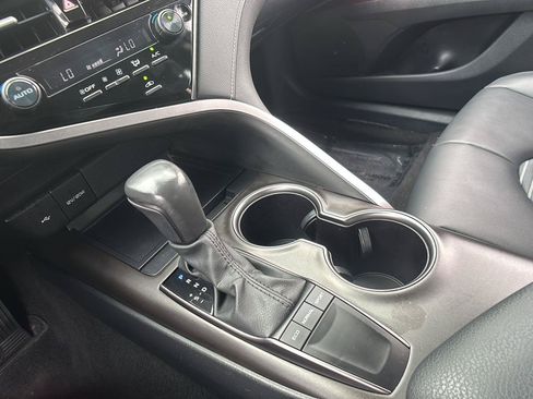 Used 2024 Toyota Camry SE FWD image 35