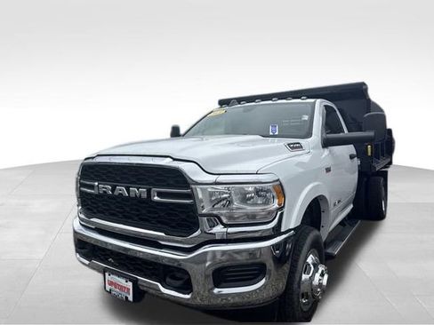 Used 2022 RAM 3500 Tradesman w/ Chrome Appearance Group image 29