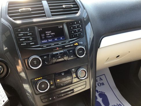 Used 2018 Ford Explorer FWD image 14
