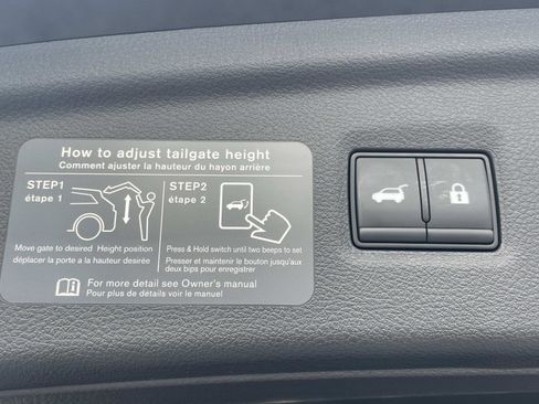 Certified 2025 INFINITI QX50 Luxe image 9