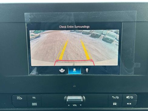 Used 2024 Mercedes-Benz Sprinter 2500 image 30