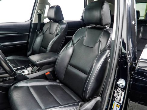 Used 2023 Kia Telluride S w/ S Sunroof Package FWD image 26