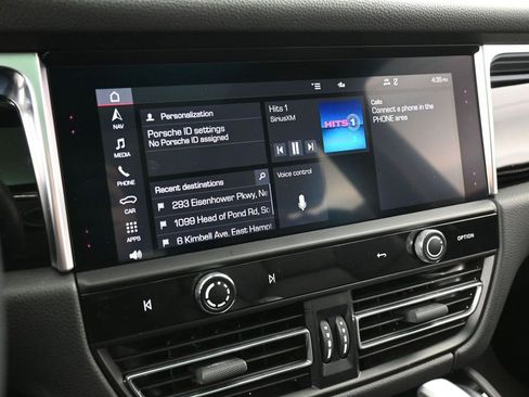 Certified 2023 Porsche Macan Turbo image 20