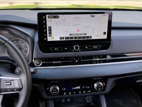 Used 2025 Mitsubishi Outlander SE FWD image 5