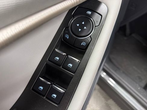 New 2026 Ford Explorer Active w/ Active Comfort Package image 16