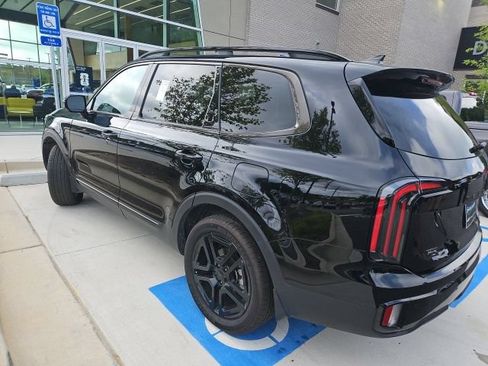 Certified 2025 Kia Telluride SX Prestige X-Line AWD/4WD image 11
