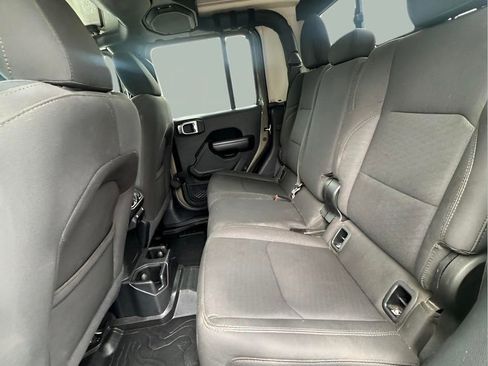 Used 2020 Jeep Gladiator Sport w/ Quick Order Package 24S image 12