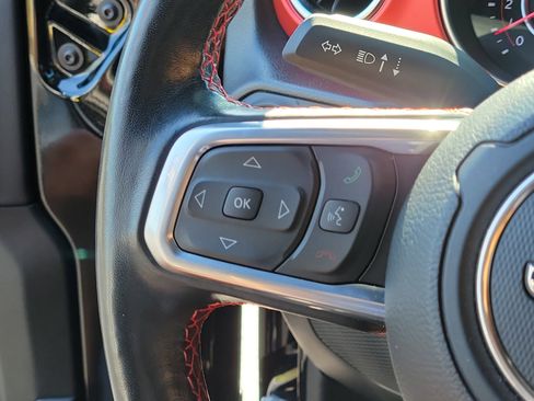 Used 2021 Jeep Wrangler Unlimited Rubicon w/ Xtreme Recon 35" Tire Package image 31