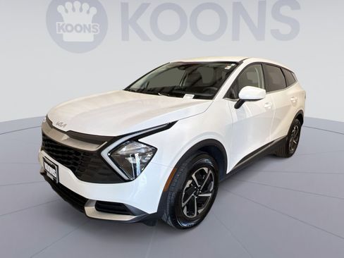 Used 2023 Kia Sportage LX AWD/4WD image 5
