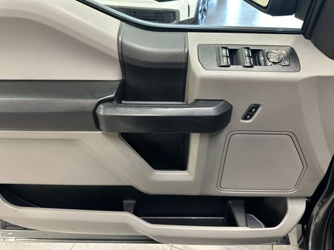 Used 2017 Ford F150 XL w/ Equipment Group 101A Mid image 21