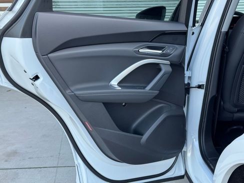 New 2025 Audi Q5 2.0T Premium image 22