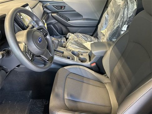 Used 2025 Subaru Crosstrek 2.0i Premium image 10