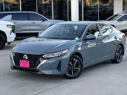 Used 2024 Nissan Sentra SV image 10