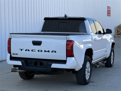 Used 2024 Toyota Tacoma SR5 w/ SR5 Upgrade Package image 4