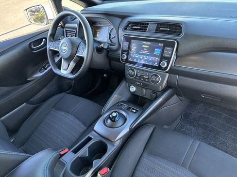 Certified 2025 Nissan Leaf S image 25