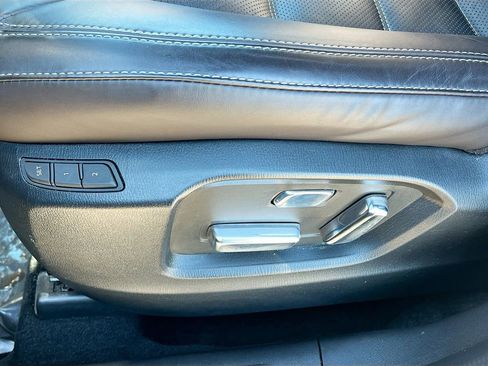 Used 2025 MAZDA CX-5 Signature image 22