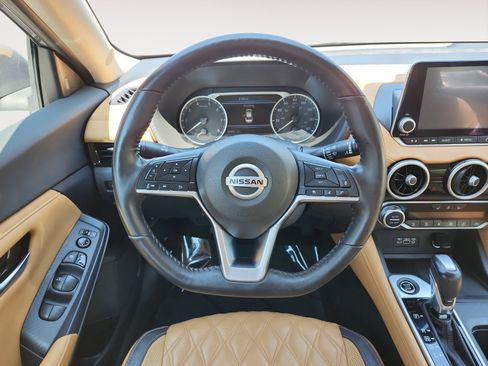 Used 2023 Nissan Sentra SV w/ SV Premium Package FWD image 12