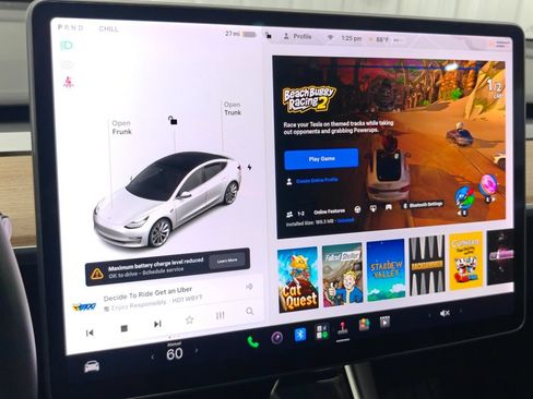 Used 2020 Tesla Model 3 Standard Range RWD image 33