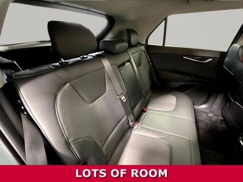 Used 2023 Kia Niro EX FWD image 23
