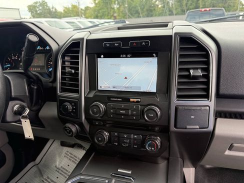 Used 2018 Ford F150 XLT w/ Equipment Group 302A Luxury AWD/4WD image 21