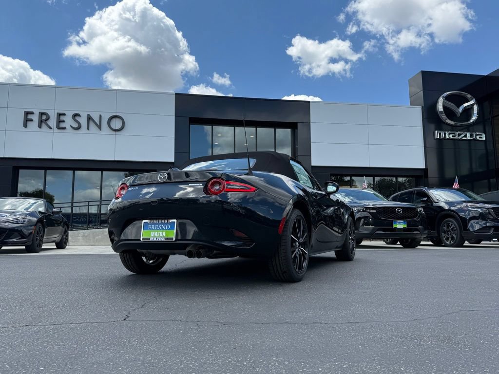 New 2026 MAZDA MX-5 Miata Grand Touring RWD image 8