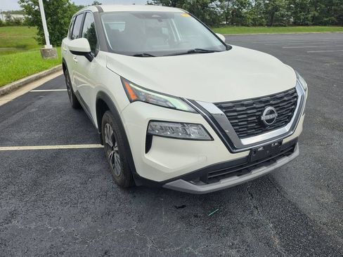 Used 2023 Nissan Rogue SV AWD/4WD image 7