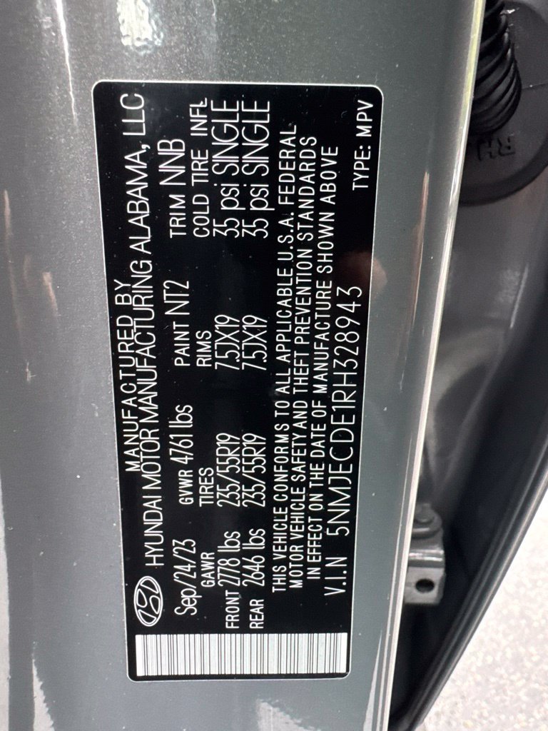 Certified 2024 Hyundai Tucson Limited AWD/4WD image 11