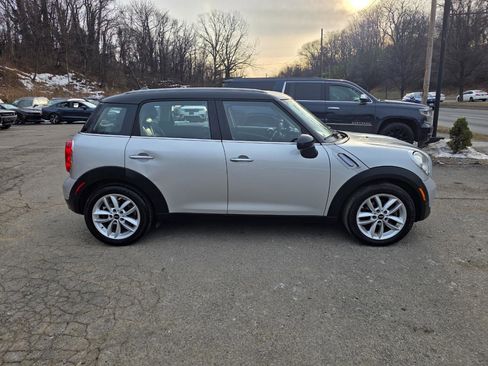 Used 2014 MINI Cooper Countryman w/ Premium Package image 4
