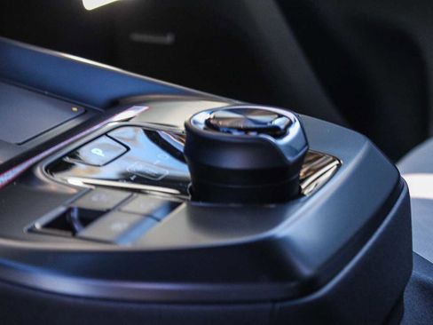 New 2026 Subaru Solterra image 22