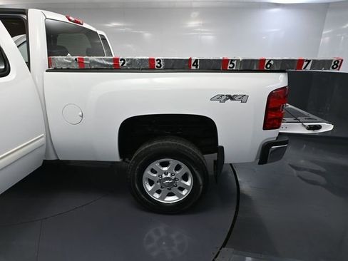 Used 2013 Chevrolet Silverado 2500 LTZ w/ LTZ Plus Package image 39