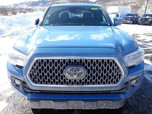 Used 2019 Toyota Tacoma TRD Off-Road image 11