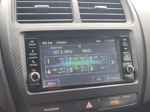 Used 2024 Mitsubishi Outlander Sport ES image 21