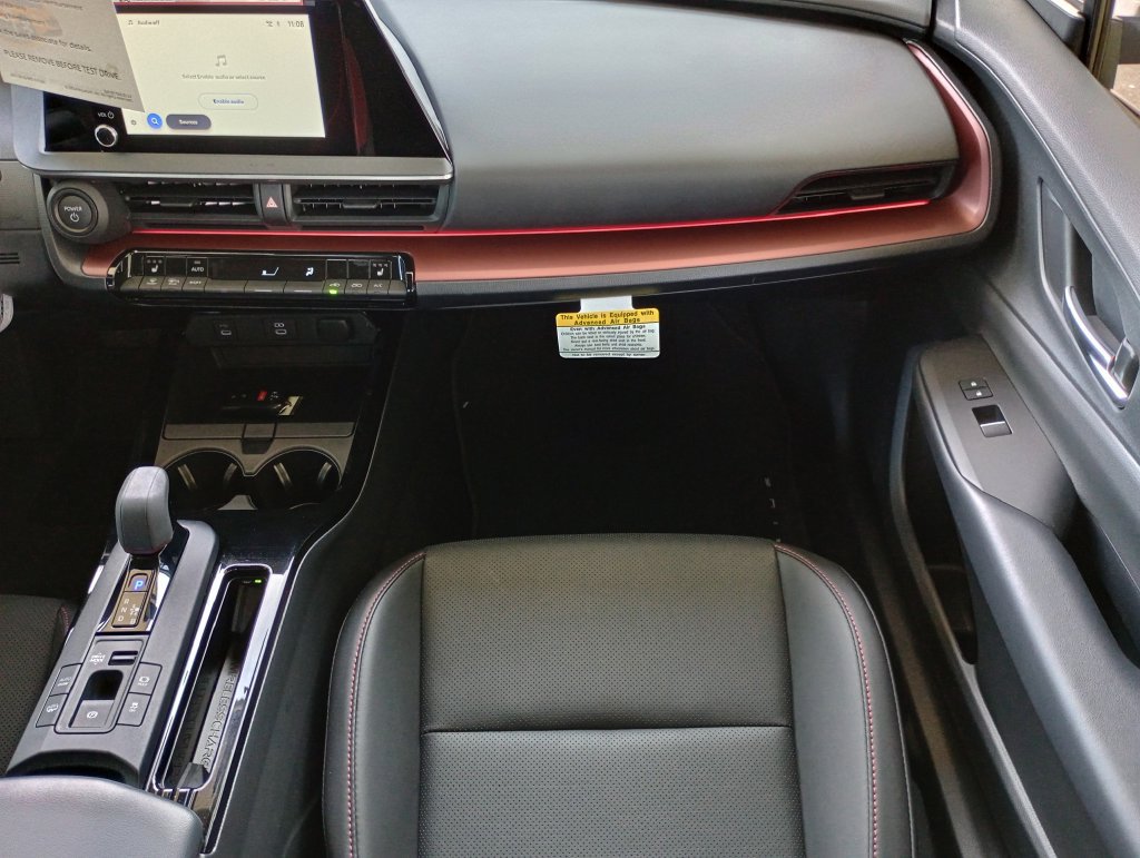 Used 2026 Toyota Prius Plug-In Hybrid FWD image 23