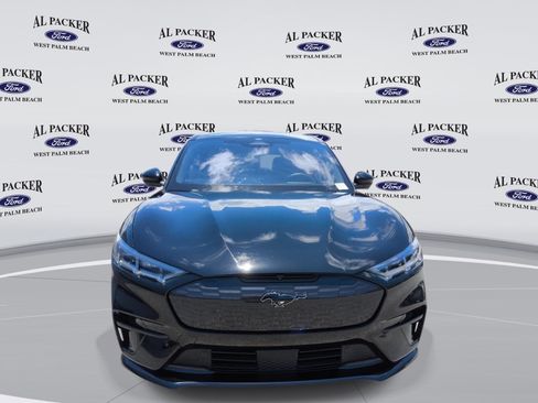 Certified 2023 Ford Mustang Mach-E GT AWD/4WD image 8