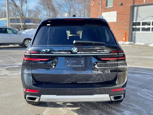 Used 2025 BMW X7 xDrive40i image 5