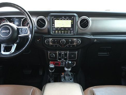 Used 2020 Jeep Gladiator Rubicon AWD/4WD image 14