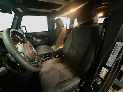 Used 2016 Jeep Wrangler Unlimited Sport w/ Quick Order Package 24S image 19