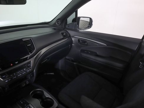 Used 2022 Honda Pilot Sport image 36